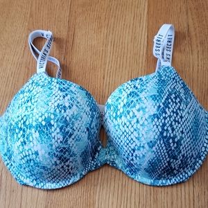 Victoria secret bra